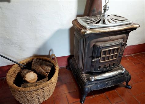 history   wood stove   farmers almanac