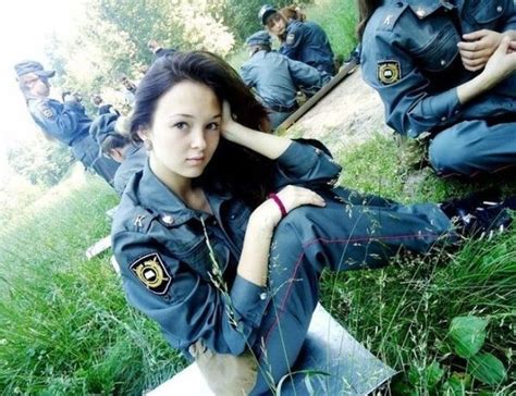 Female Russian Police That Look Great In Uniform 40 Pics