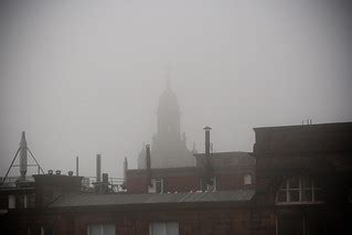 foggy tower top  glasgow city chambers   winter fog john flickr