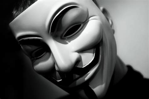 Protesto Anonymous Hackeia Ministério Da Defesa Contra O Fascismo