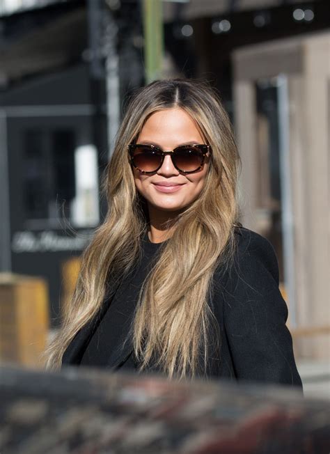 the best sunglass styles for people with round faces marie claire