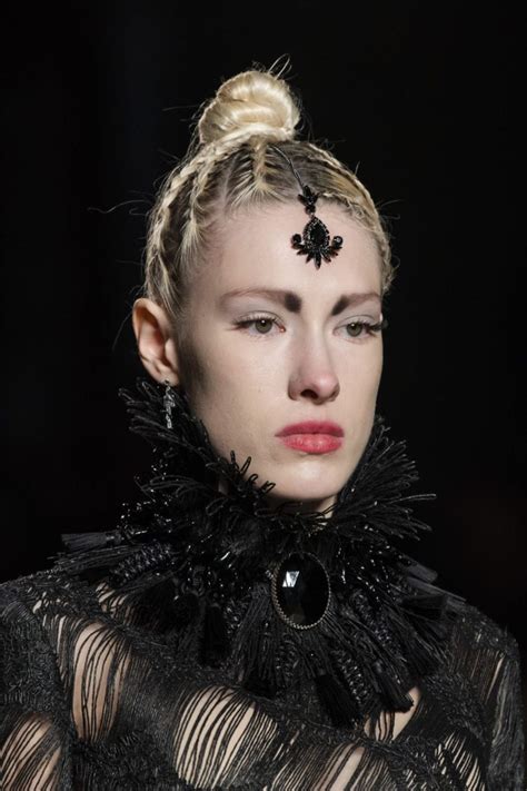 the best beauty looks from couture fashion week s s20 couture