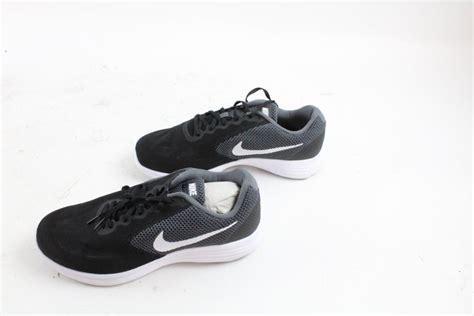 nike mens shoes size  property room