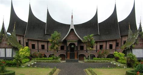 traditional house of west sumatra rumah gadang visitindonesia paradise blogspot