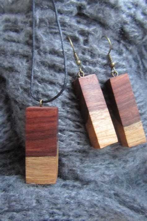 pin  wooden jewelery