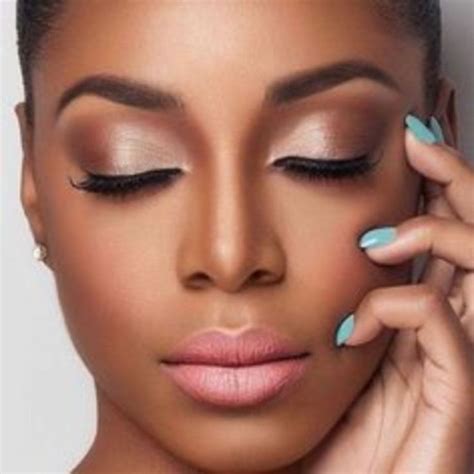50 Simple Wedding Makeup Ideas For Black Women 2020 Mavi Göz Makyajı