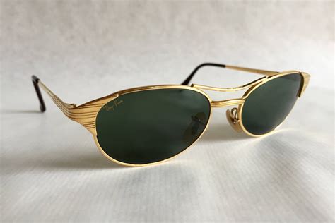 ray ban signet  bausch lomb vintage sunglasses   stock