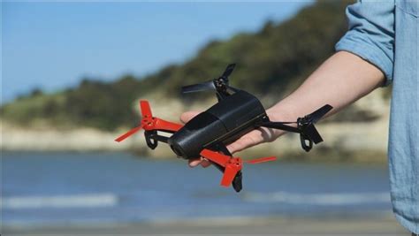 parrot lanza  nuevo drone capaz de grabar en p gadgetmania
