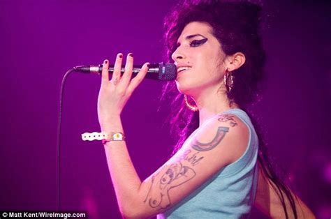 Amy Winehouse S Memory Could Be Tarnished As Nude Photos Of Drugged Up