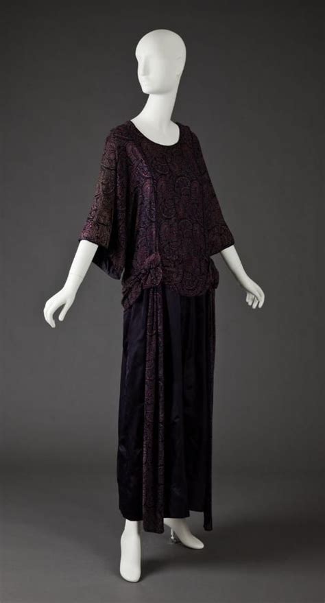 Dress 1923 Printed Silk Crepe Solid Silk Bottom
