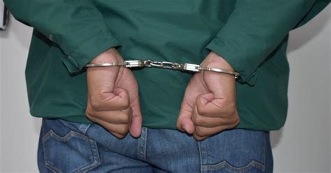 policía capturó hombre en bogotá por tráfico medicamentos adulterados