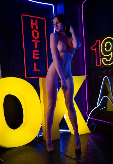 Amelia Gin Fappening Nude Model In Neon Light 32 Photos The Fappening