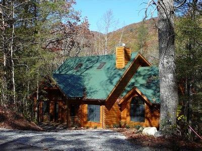 beautiful log home  nestled   smoky mountains house rental vacation rental