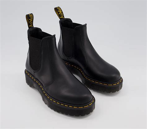 dr martens  bex chelsea boots black smooth ankle boots