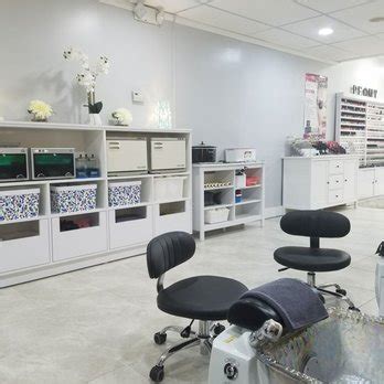 peony nails spa    reviews waxing   main st