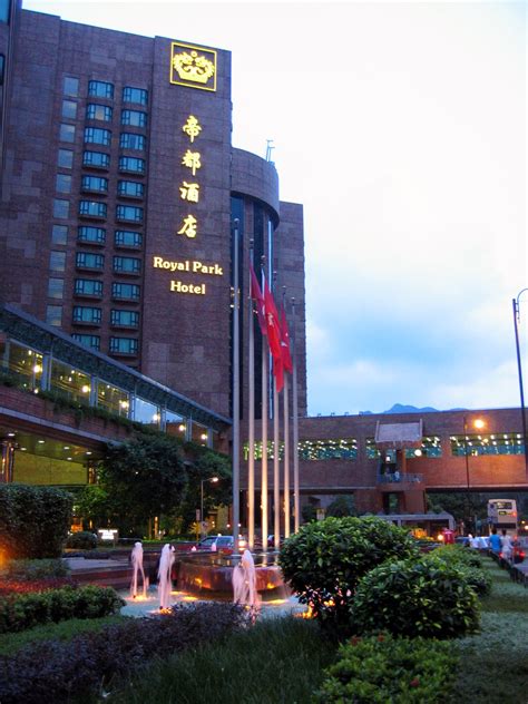 royal park hotel wikipedia