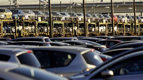 brexit auto industry urges negotiators  avert worst case scenario acea european