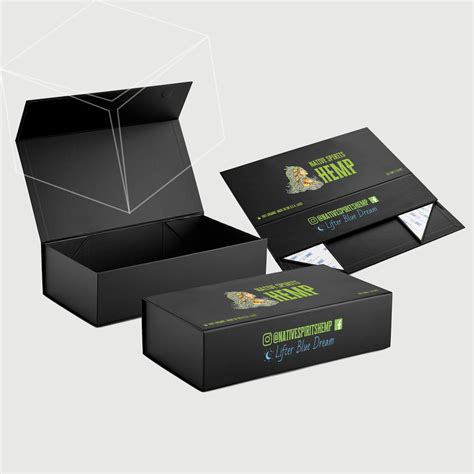 magnetic closure boxes retail boxes  custom pack