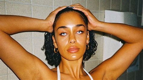 jorja smith shows off 2019 s most eye catching beauty trend vogue