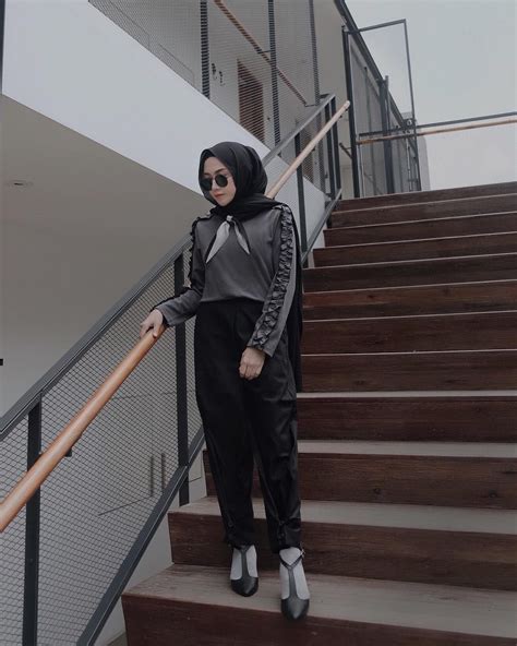 ootd baju hijab kekinian ala selebgram  wedges high