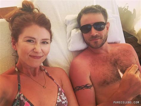 jewel staite private nude and pregnant selfie