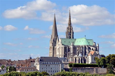 chartres cathedral french moments