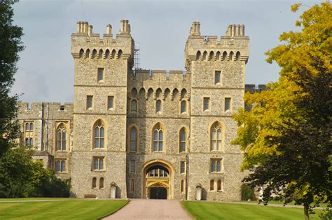 world visits windsor castle queen marys doll house  england