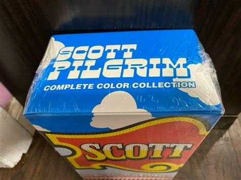 New Sealed Scott Pilgrim Color Collection Box Set [book]