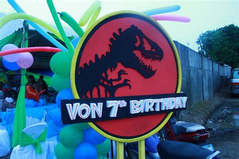 The Chalebrations Blog How About Jurassic Park Themed Party