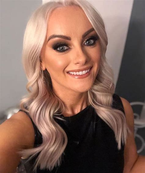 katie mcglynn leaves corrie fans speechless as assets escape plunging