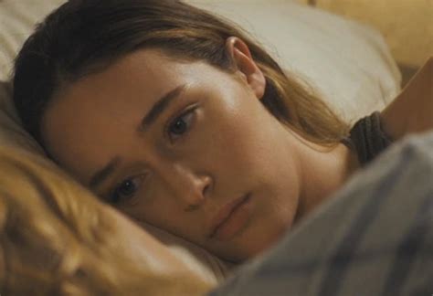 fear the walking dead alycia debnam carey shares an intimate moment in this deleted scene