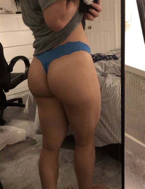 Showing Off The Booty And Quads [oc] Porn Pic Eporner