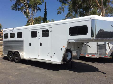 trails west sierra  horse trailer aluminum  steel horse trailers  living quarters