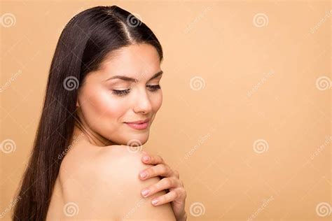 closeup profile photo of latin nude lady model natural beauty no makeup