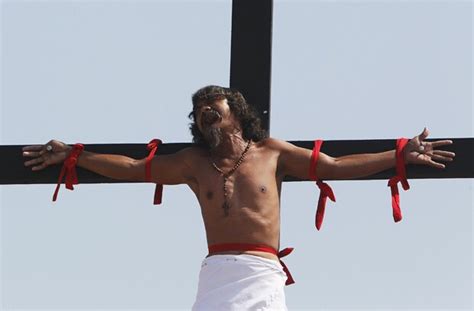 Christians Around The World Celebrate Good Friday With Processions And
