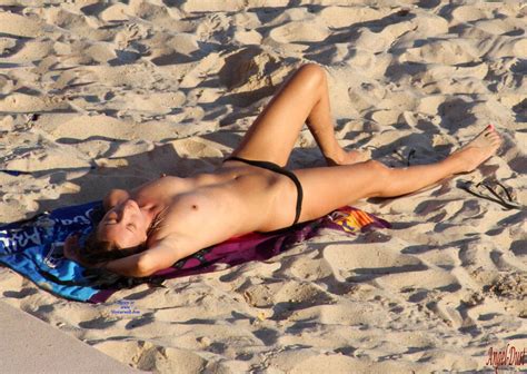 topless sunbathing october 2020 voyeur web