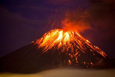 uno dei vulcani piu attivi dellamerica del sud potrebbe collassare