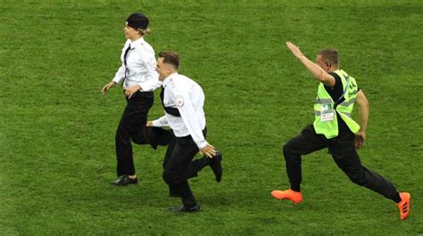 Pussy Riot Claim Responsibility For World Cup Final Pitch Invasion Bt