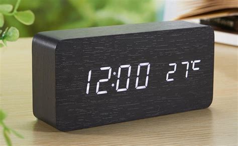 led alarm clock      black wood