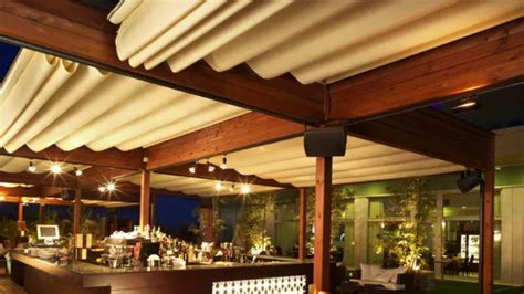 upgrade  outdoor space   retractable patio awning