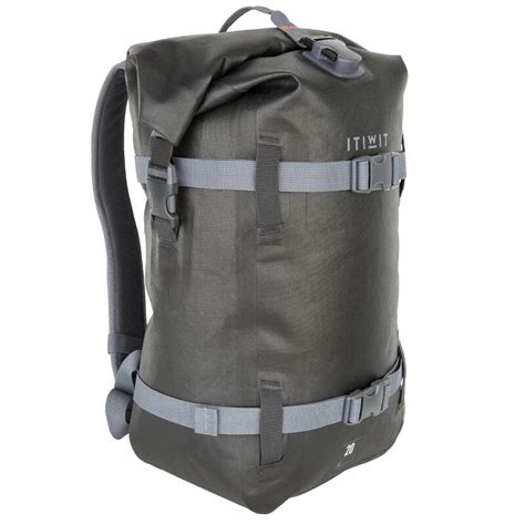 waterproof backpack  black decathlon