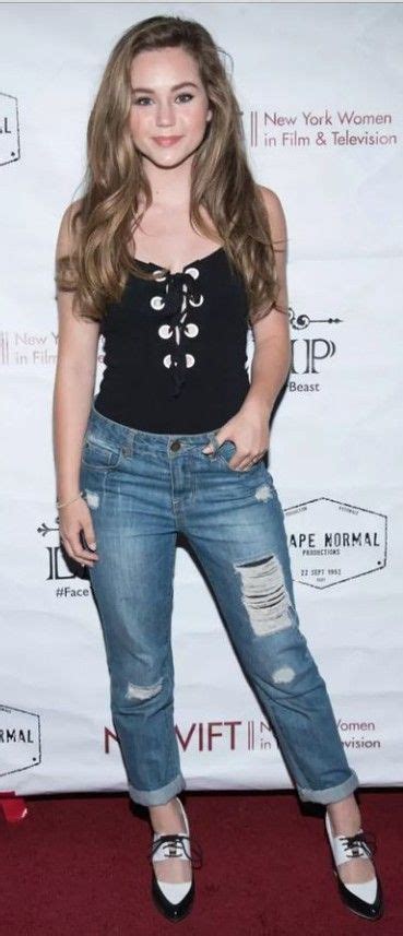 pin   chilling  brec bassinger   fashion skinny jeans style