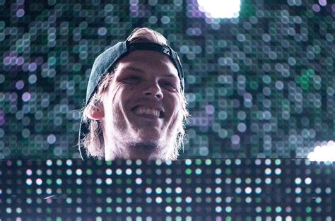 Avicii Memorial In Stockholm Fans Remember The Dj With Dance Party