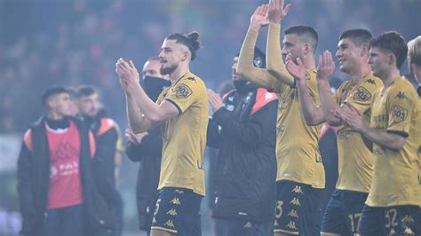 prediksi skor genoa  lazio  liga italia preview  starting