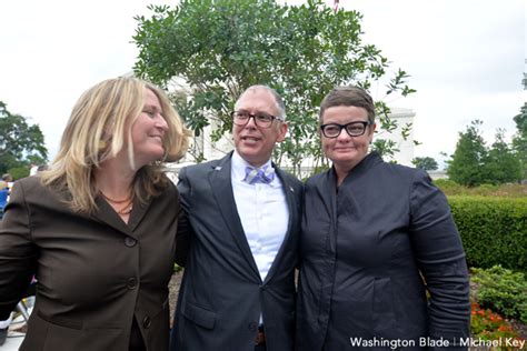 photos supreme court decision day