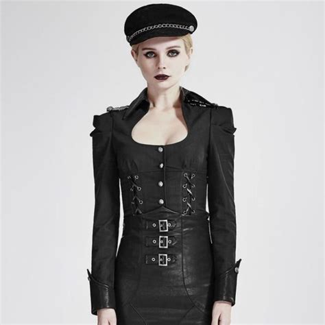 gothic fashion for all those men and women who take pleasure in being