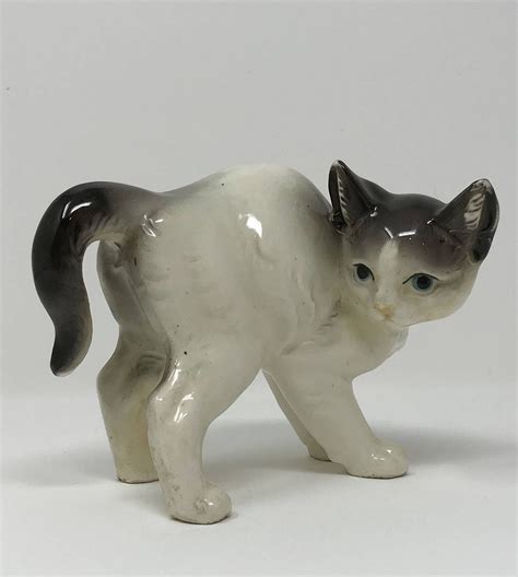 vintage cat figurine ceramic painted cat large cat figurine etsy vintage cat figurines