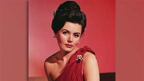 eunice gayson the first bond girl dies at 90