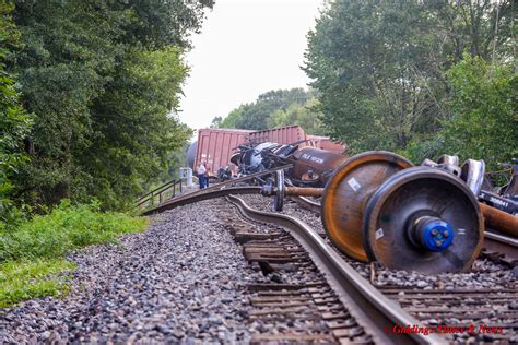 Woman Found Dead On Train Tracks Womancr