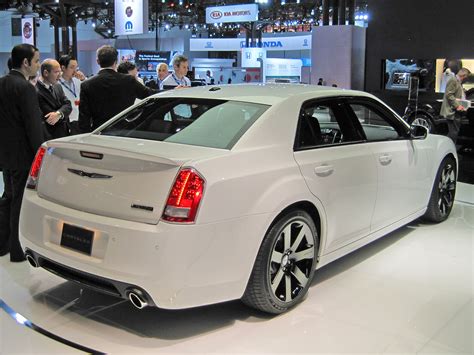 2014 Chrysler 300 Srt8 News Reviews Msrp Ratings With Amazing Images